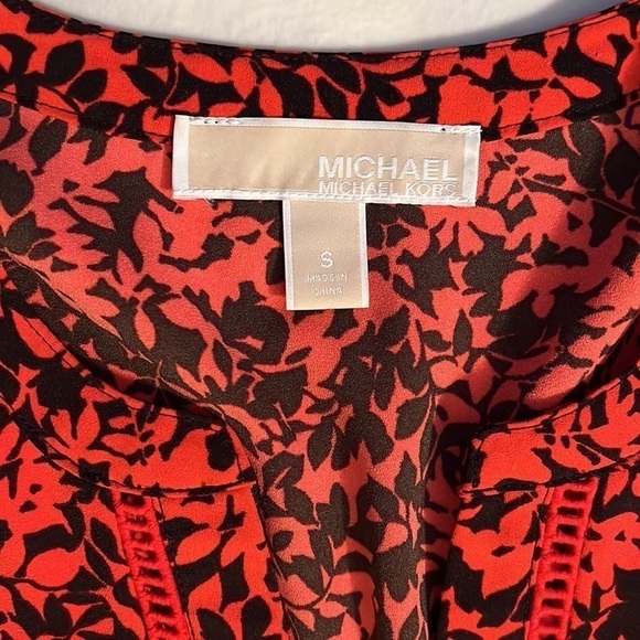 Michael Michael Kors Red and Black Floral Tunic Size Small - Picture 9 of 10